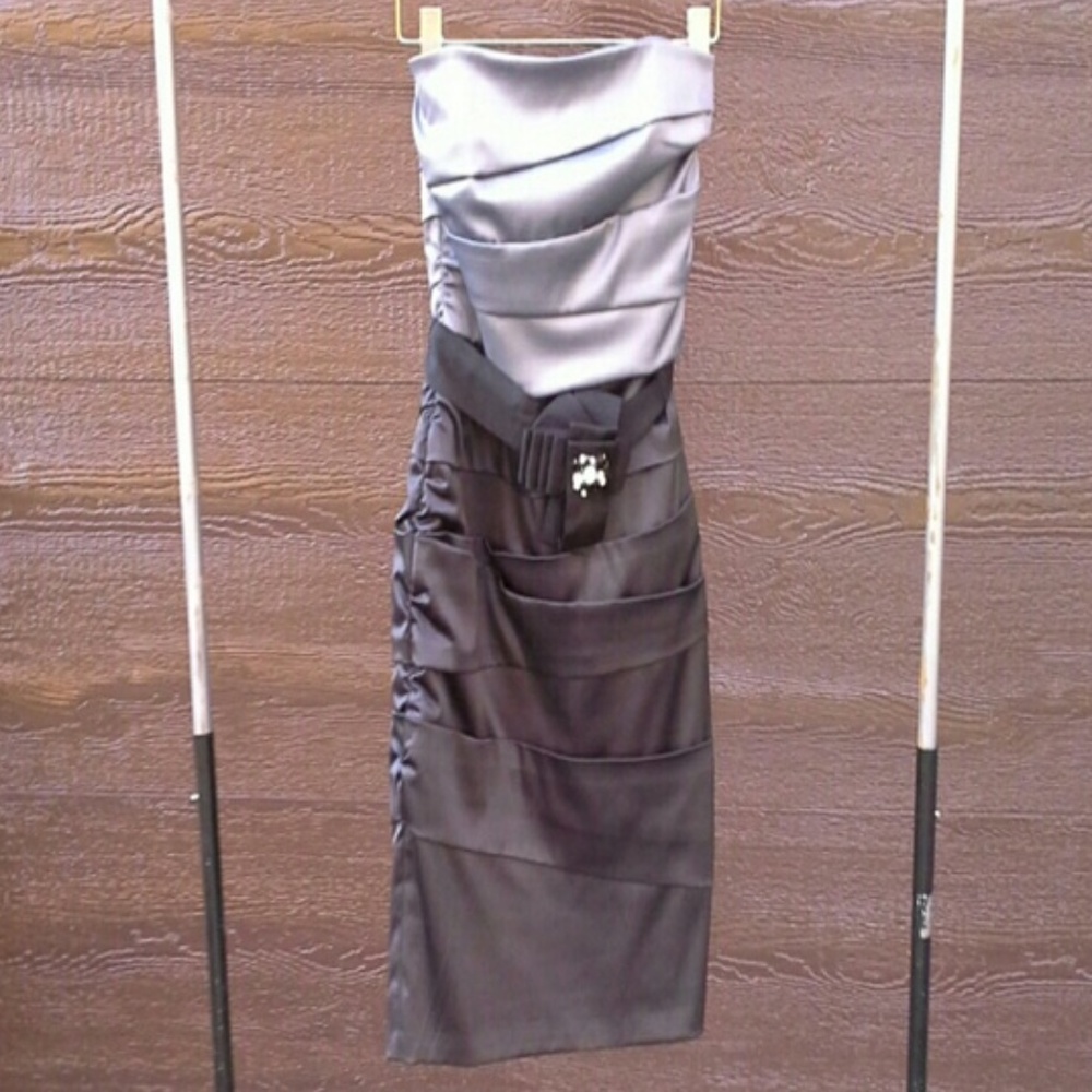 [WHBM] NWT Two-tone satin cocktail dress size 6